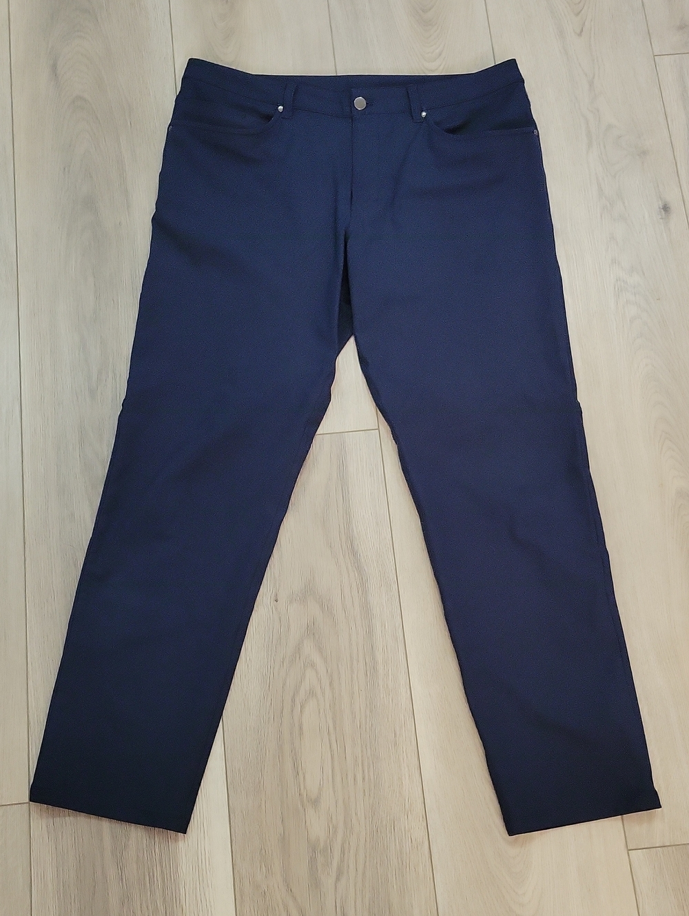 lululemon athletica Men's Navy Stretch Chinos